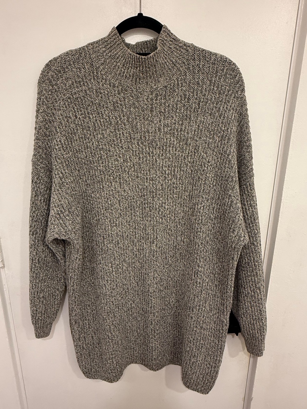 Tularosa Grey Marled Rib Knit Mock Neck Oversized Sweater (L)